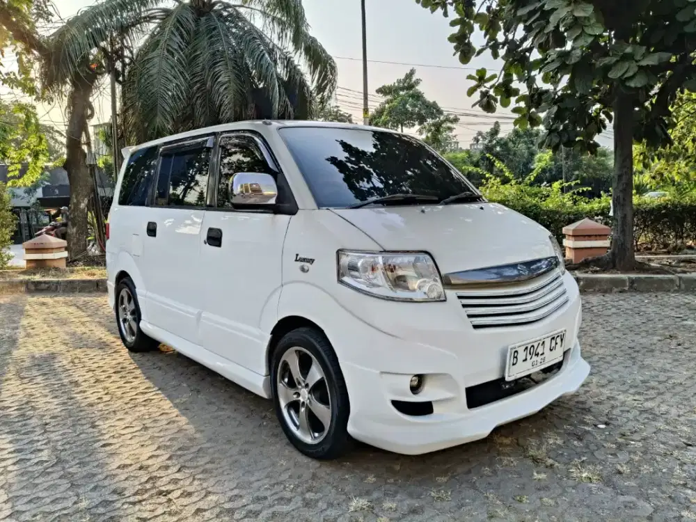 Suzuki APV SGX Luxury MT 2012 Pearl White