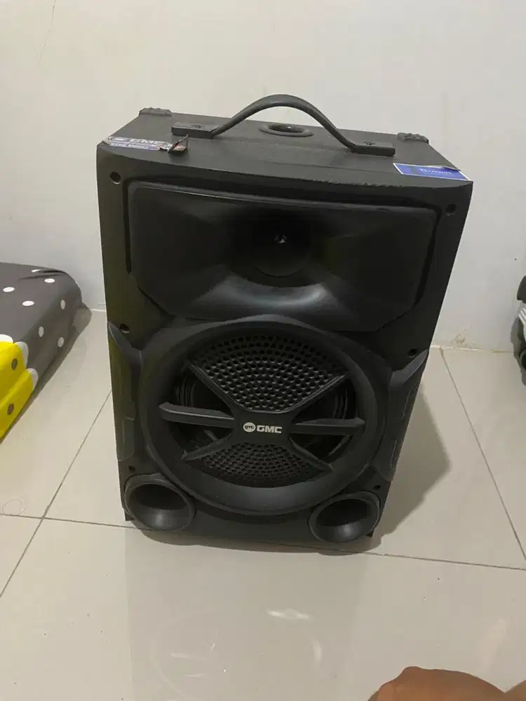 Speaker GMC 8 inc