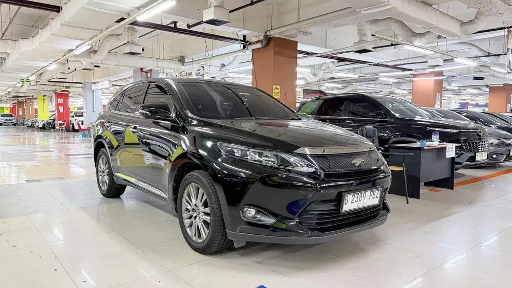 Toyota Harrier 2015