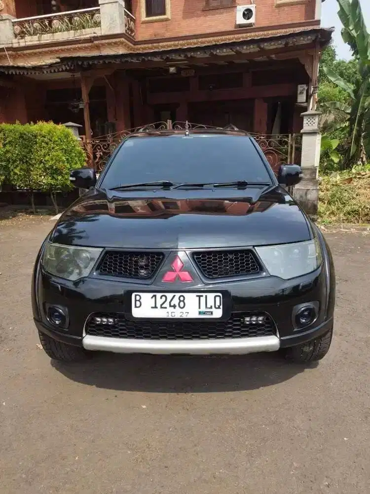 mitsubishi pajero sport (2012)