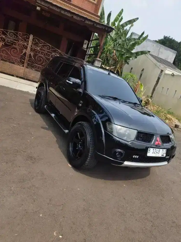 mitsubishi pajero sport (2012)