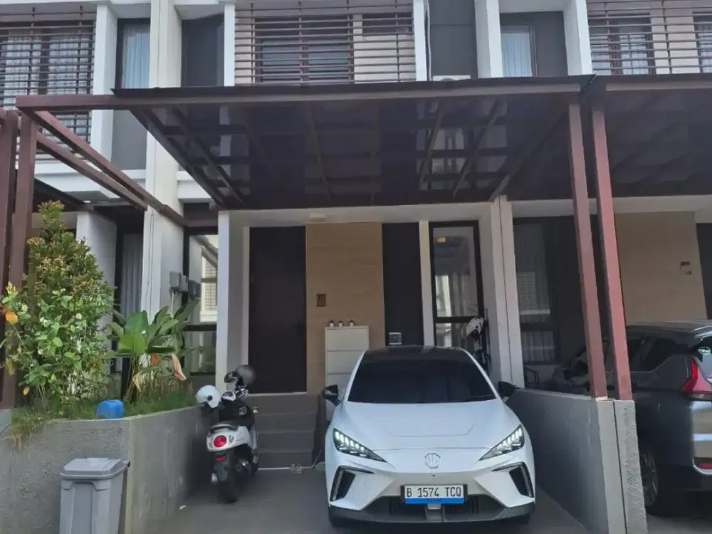 Di jual rumah di bukit golf