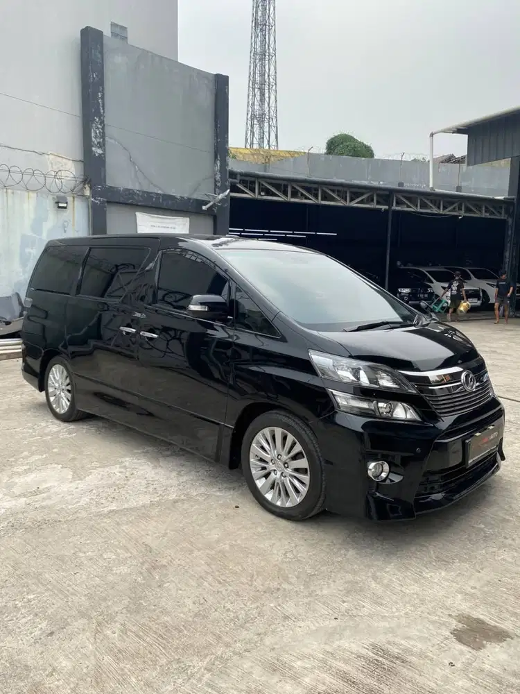 Vellfire ZG 2013 Automatic