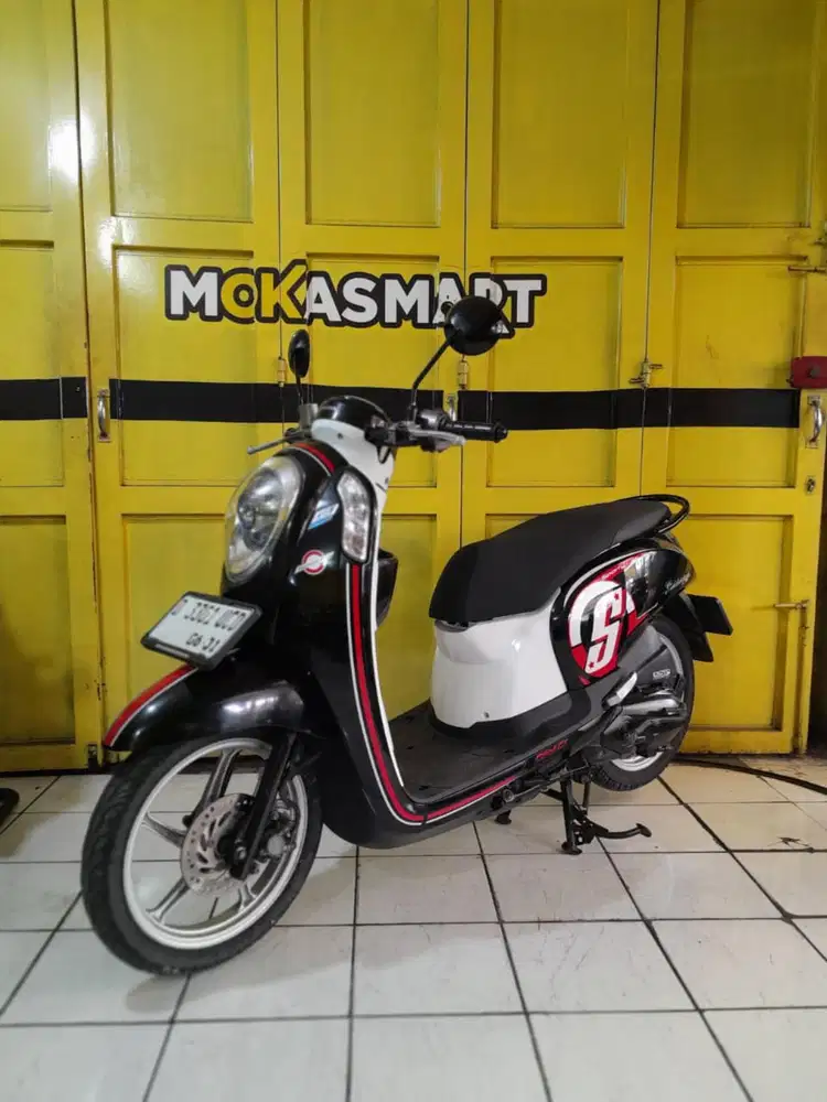 Honda Scoopy esp 2015 mulus