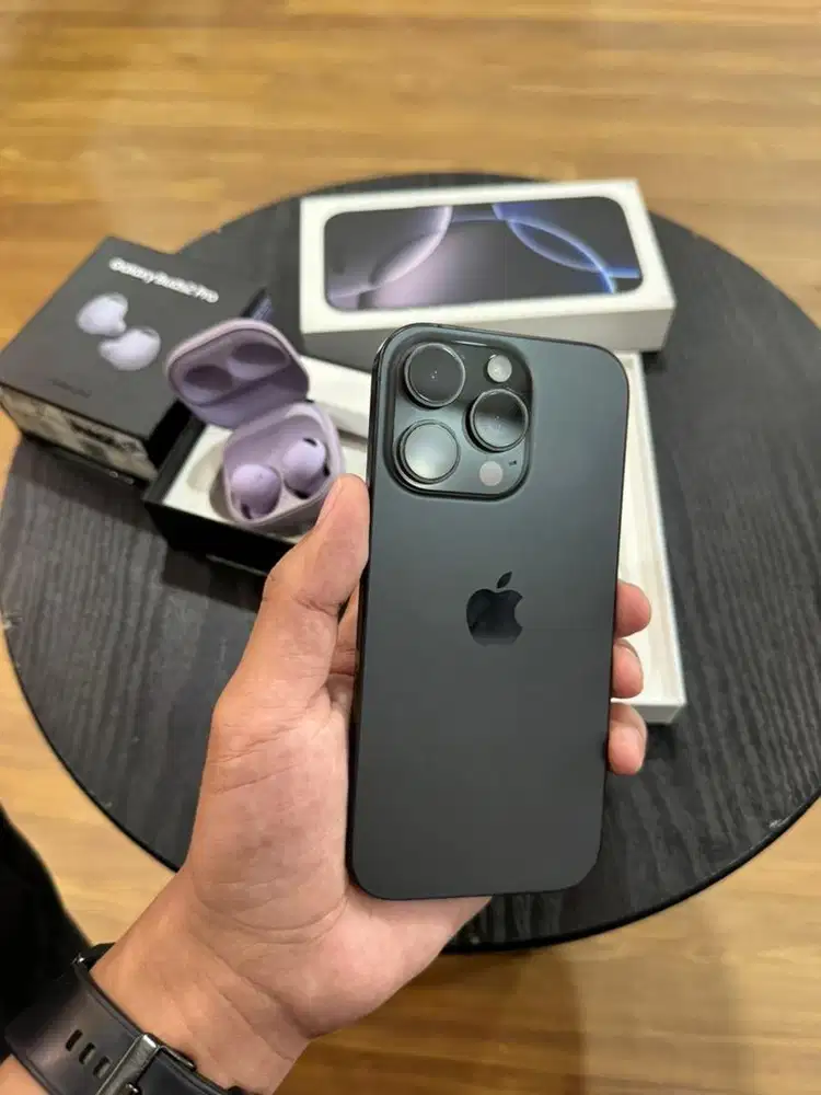 iPhone 16 Pro 512Gb Hitam iBox Free samsung Buds 2 pro original