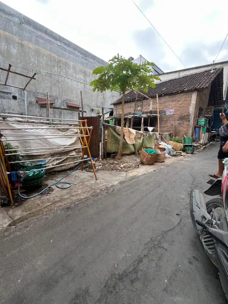 Tanah murah strategis uns