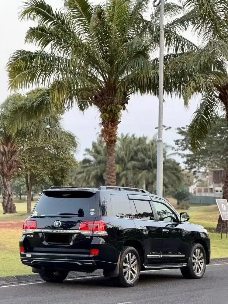 Toyota Land Cruiser VX-R 4.5 Diesel 4x4 MATIC
