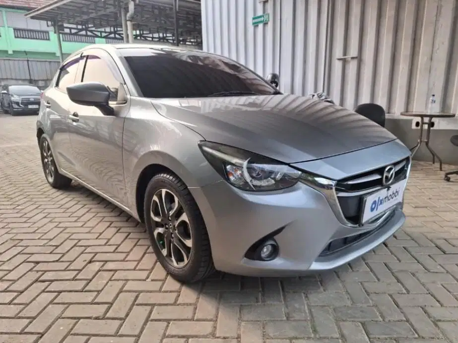 DP MURAH Mazda 2 1.5 R Skyactiv Bensin-AT 2015  CKYDB