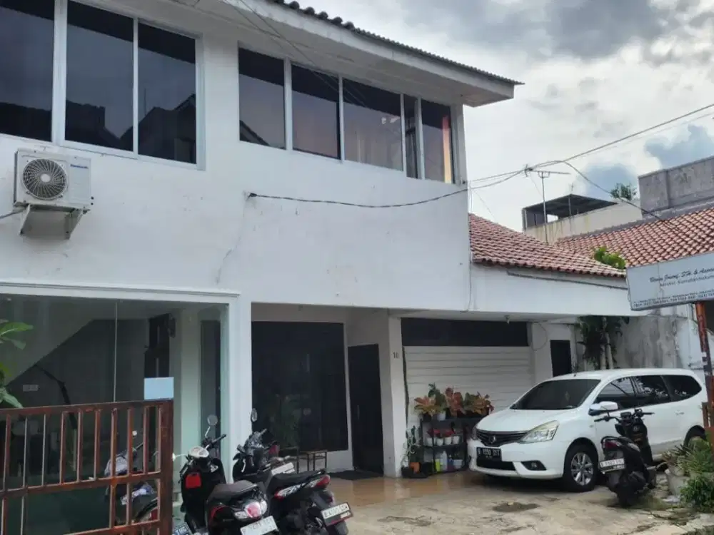 Dijual rumah lama lokasi cibulan kebayoran baru