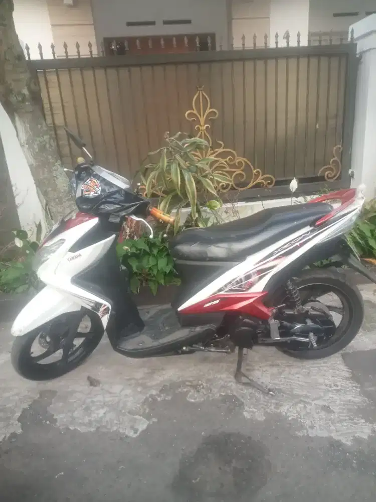 YAMAHA XEON tahun 2012