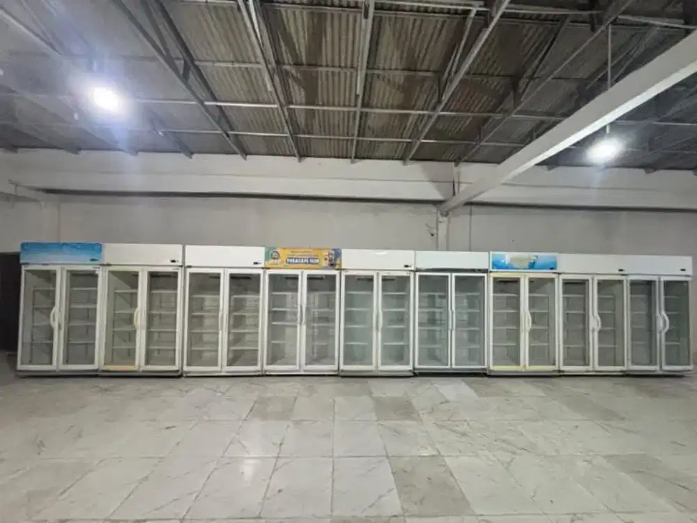 Showcase Chiller Panasonic Mulus Orian Segel