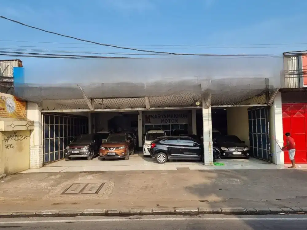 DiJual eks Showroom  Bangunan 1½lantai Lokasi Jl. Sultan Agung Bekasi Kota