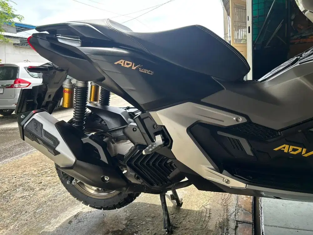 ADV 160 ABS LOW ODO 10rb on going