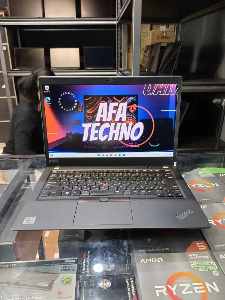 Lenovo Thinkpad T14S i7 GEN 10 Ram 32GB SSD 256GB