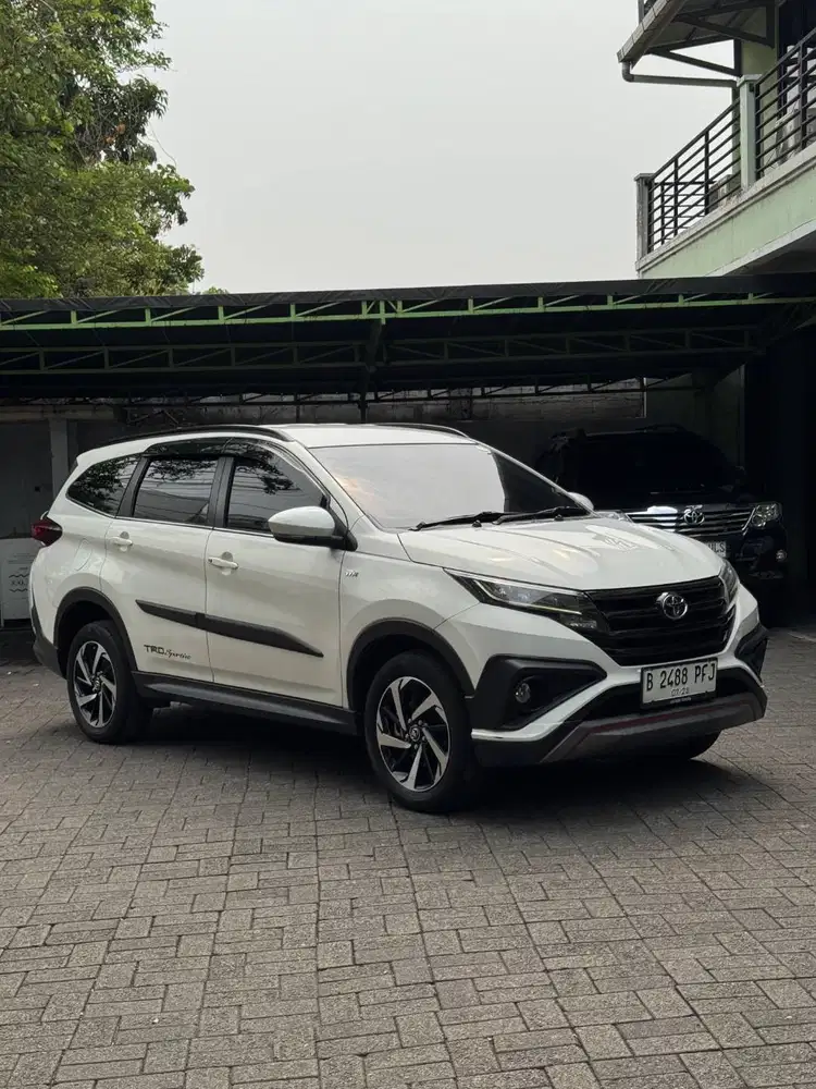 Jual Cash Toyota Rush 1.5 S TRD AT 2018