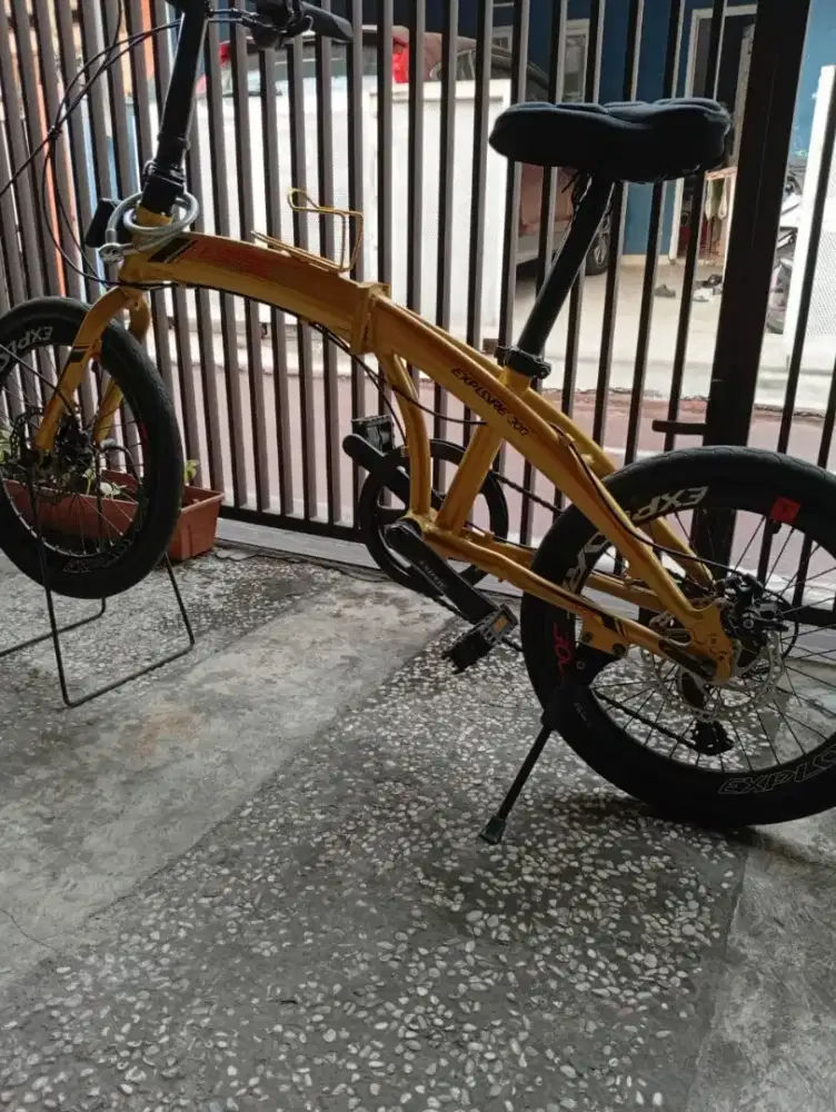 Sepeda Lipat Exotic Explore 300 16inch Gold
