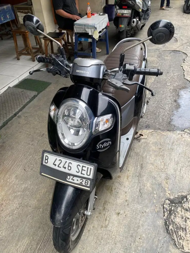 Motor Honda Stylish Scoopy 2018