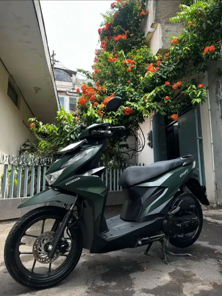 Honda BEAT CBS ISS 2004 DELUXE