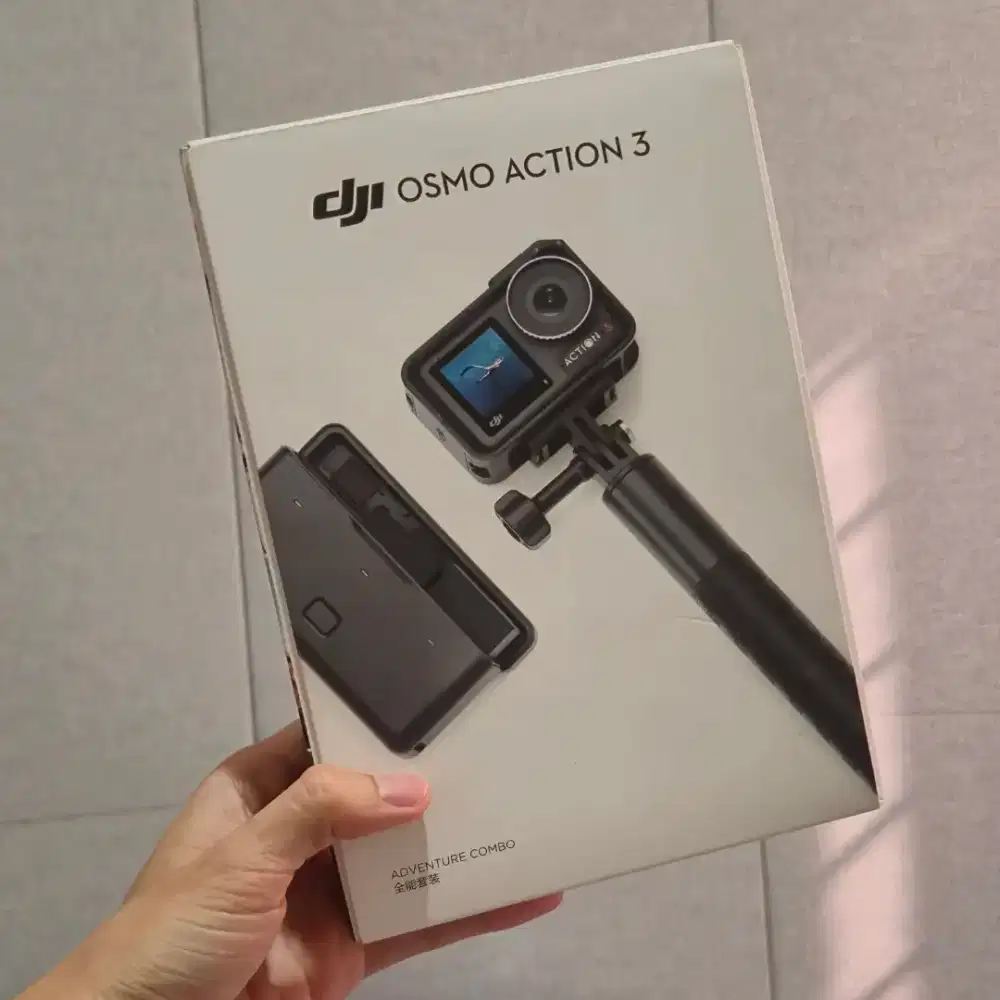 DJI Osmo Action 3 Adventure Combo + MicroSD Samsung 128GB & Aksesoris