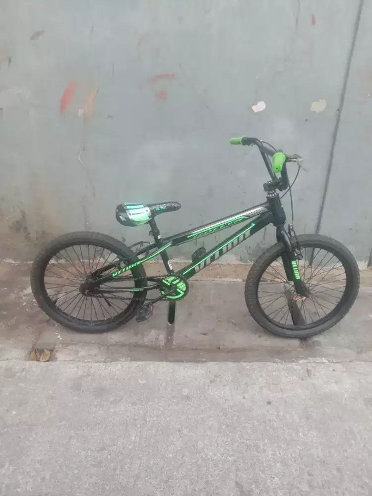 Jual sepeda BMX merk VELION UK 20