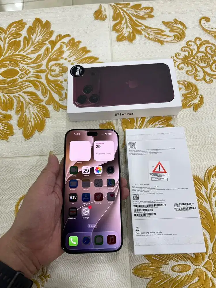 Iphone 18 Promax 2TB Burgundy Second Open Box Resmi IBOX