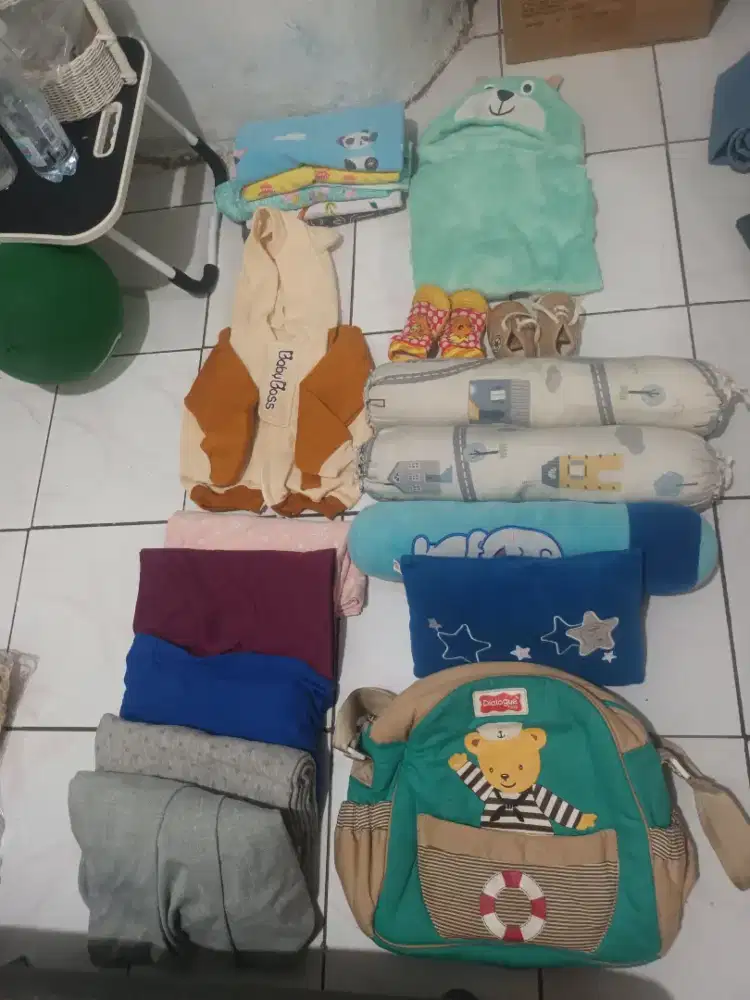 bedongan / gendongan/ baju dan celana