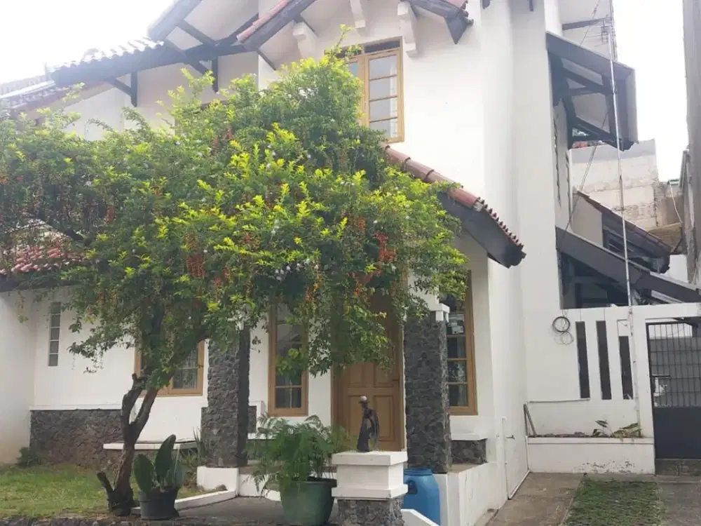 Disewakan Rumah Dalam Cluster Di Cigadung Bandung