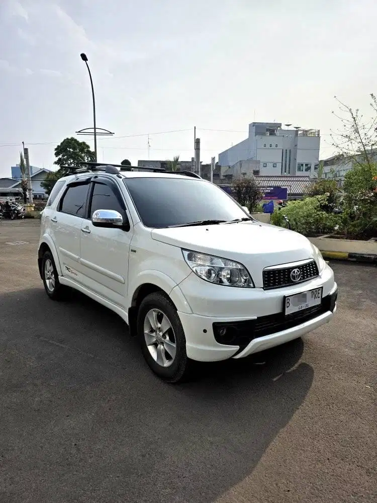 KM 49 Ribu Toyota Rush S TRD AT 2014 Istimewa
