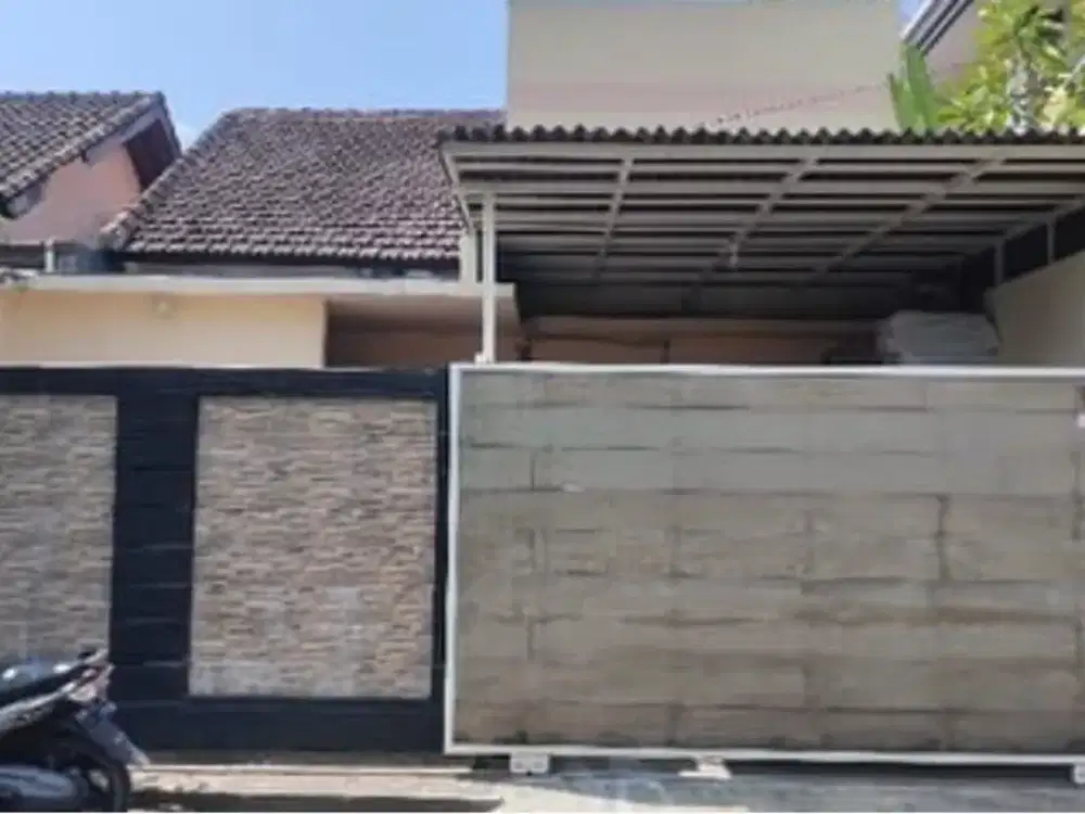 Rumah Semi Furnished di Dalung dengan Garasi dan Akses Jalan Lebar (CN)