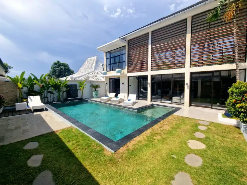 Villa Mewah 4Br Tumbak Bayuh, dekat Canggu Bali
