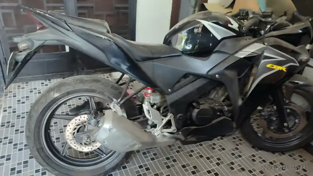 CBR 150 tahun 2012
