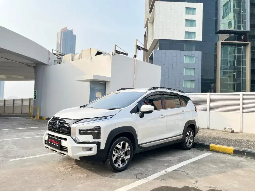 MITSUBISHI XPANDER CROSS 2024 low km
