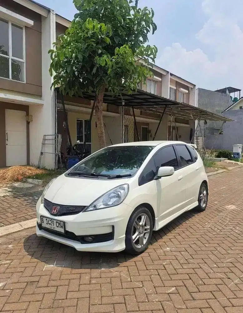 honda jazz (2011)