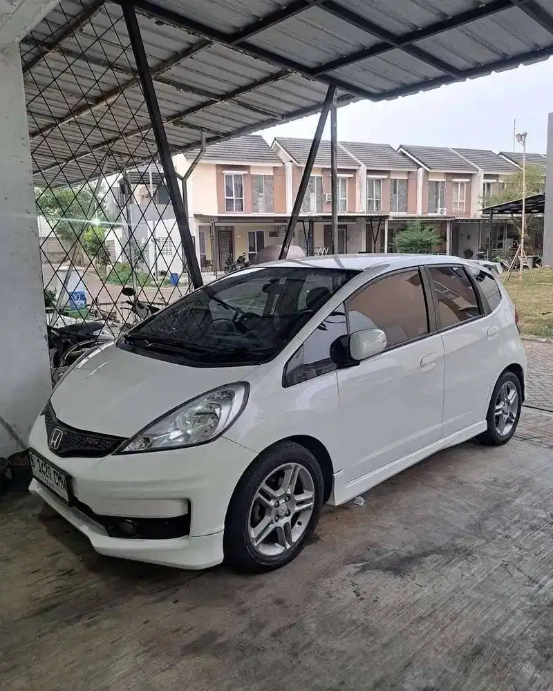 honda jazz (2011)