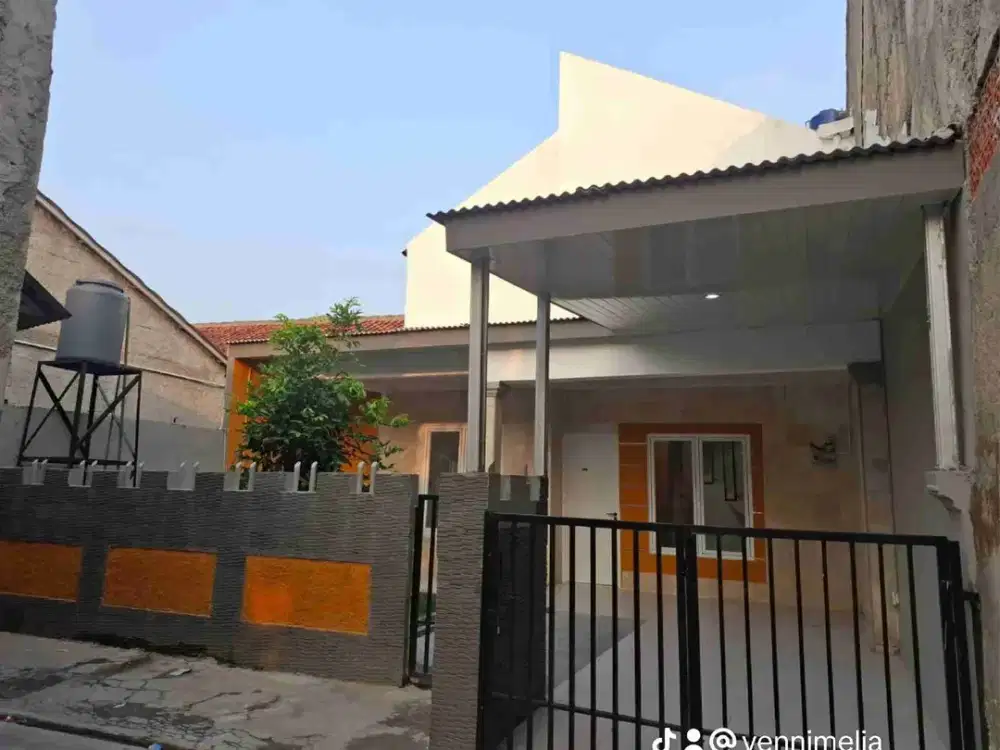RUMAH 2 LANTAI MARGONDA DEPOK SHM KONSEP RUMAH MINIMALIS BANGUNAN RAPI SIAP HUNI LOKASI STRATEGIS