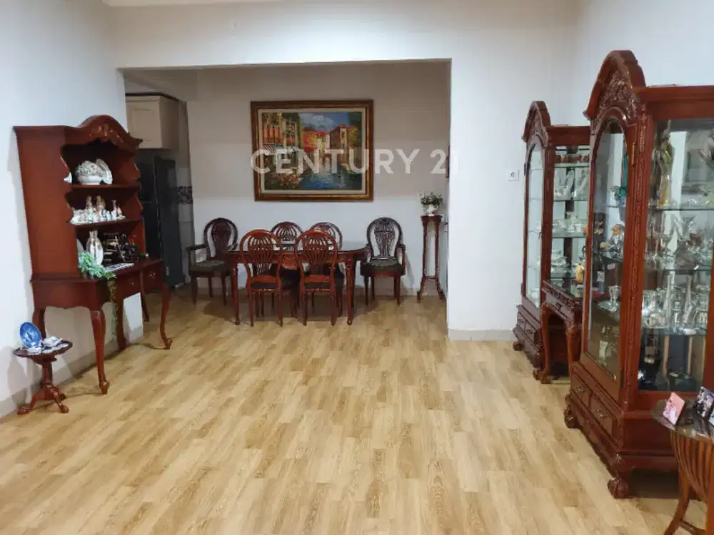 Rumah Elite Di Lippo Cikarabg Dijual  Dengan Harga Menarik