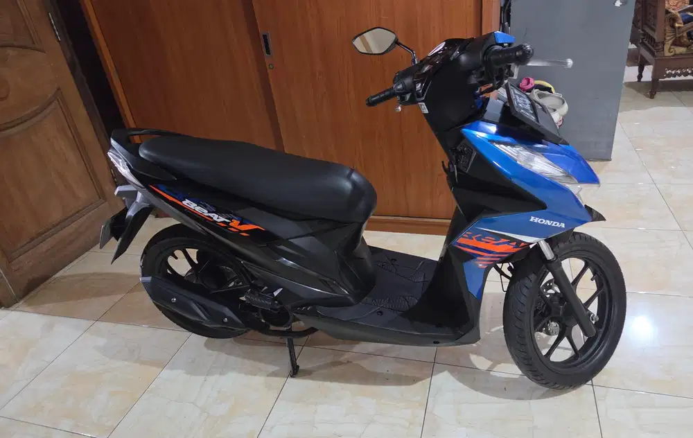 Beat 2022 hitam biru Gbm kredit / tunai