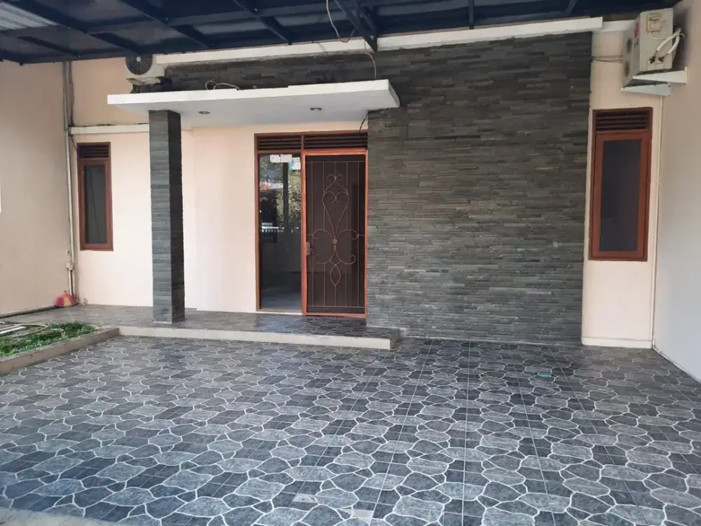 Rumah Semi Furnish di Pesona Bali Residence Buah Batu
