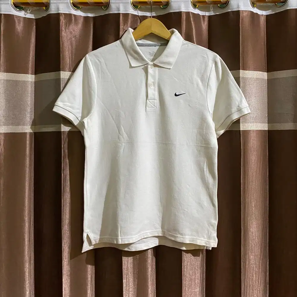 Polo Nike - Size M - Baju putih