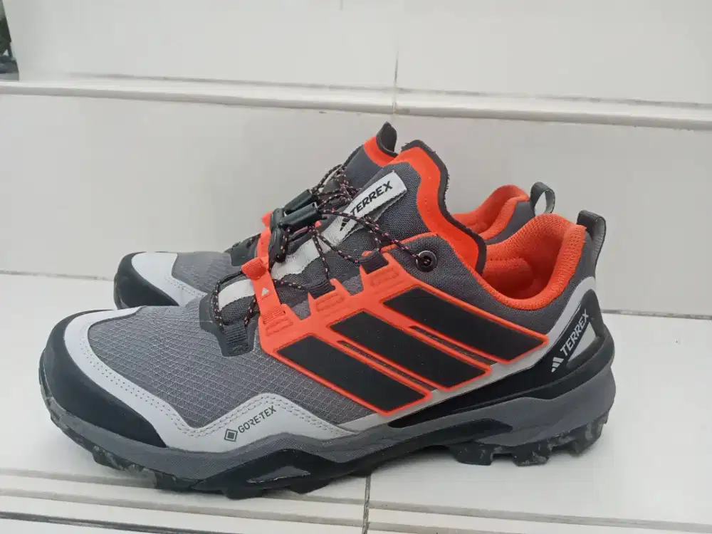 Adidas Terrex baru