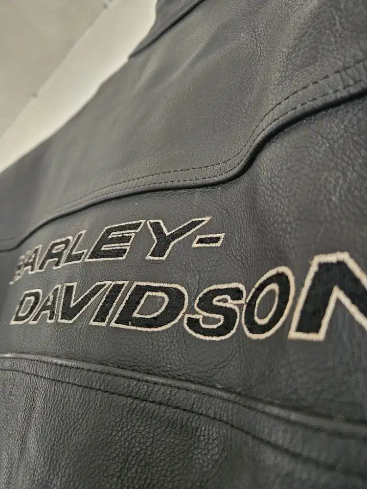Jaket kulit Harley Davidson