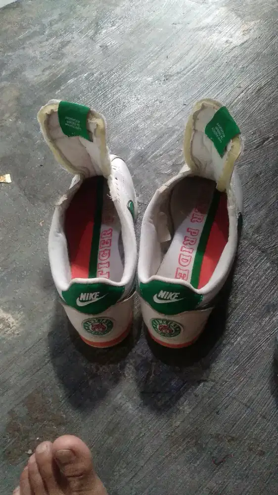 Sepatu nikeeeee