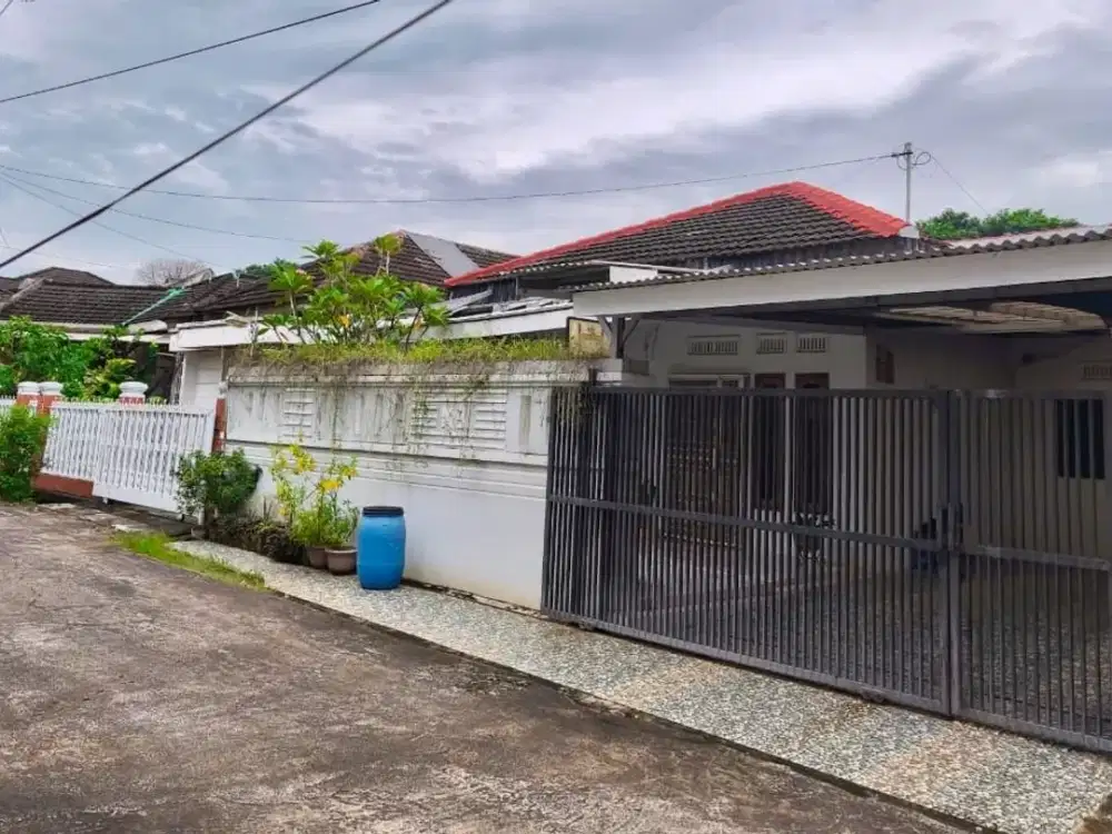Dijual Rumah Semi Furnished Dekat Sekolah Kusuma Bangsa Palembang  Buat yang cari rumah buat keluarga, lokasi dekat sekolah favorit di Palembang is a