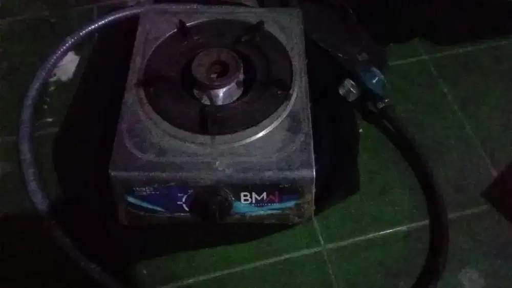 Kompor dan wajan kukusan
