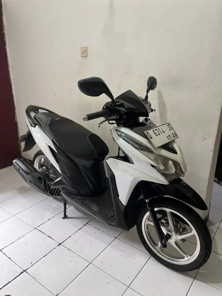 VARIO KZR lengkap stnk bpkb faktur