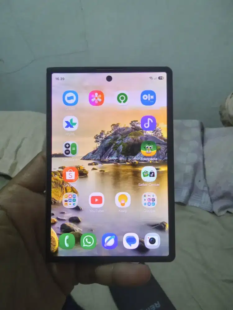 Samsung galaxy z fold 8