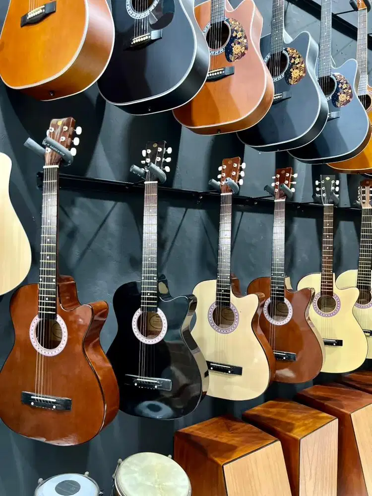Gitar akustik strings dan nilon