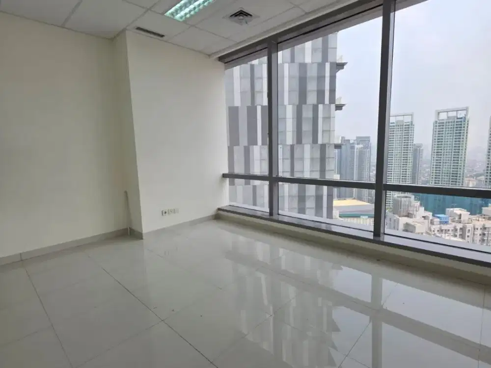 FOr Rent Office Soho Capital Fit Out Jakarta Barat
