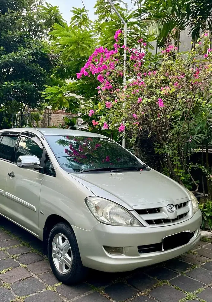 Kijang Innova 2.0 G A/T 2005