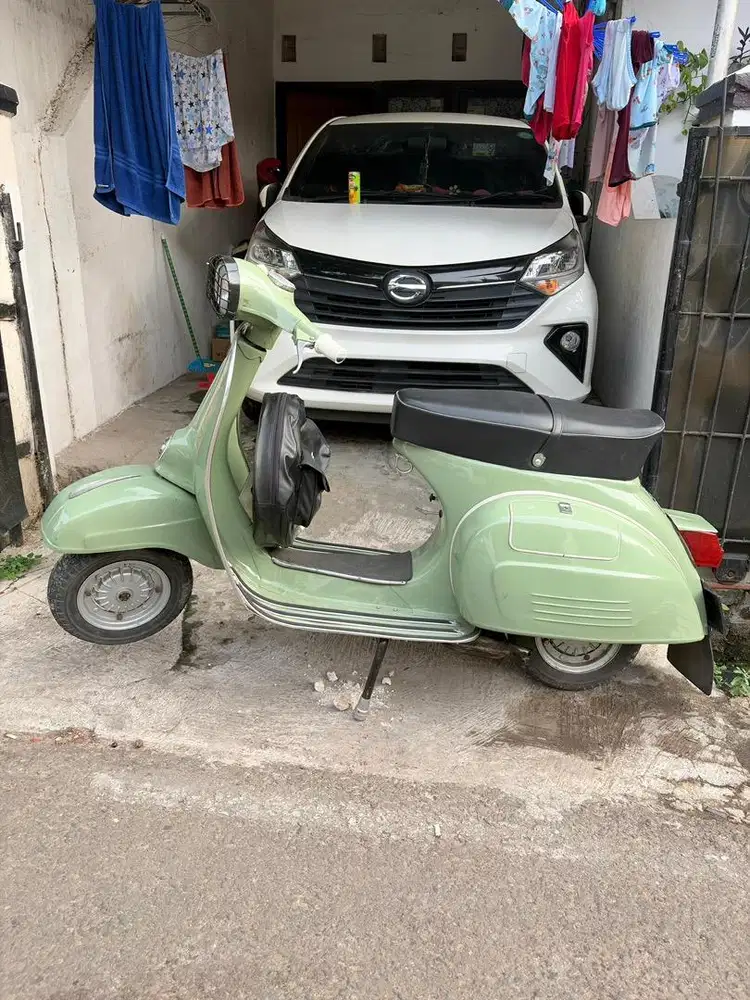 Dijual vespa super 1978